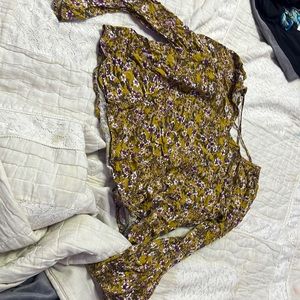 Kids large (10/12) floral top